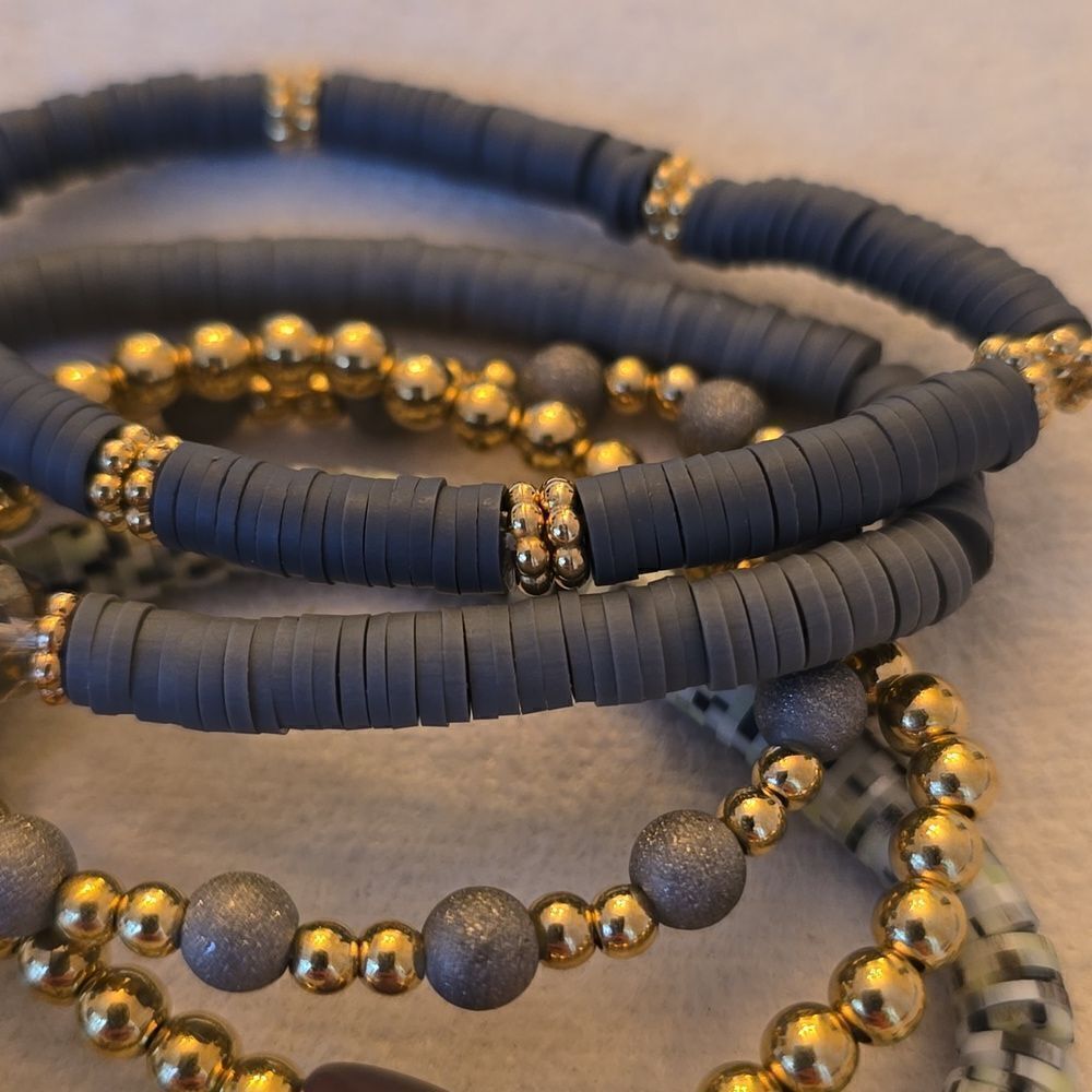 Stacking 5 pc set bracelets gray - Picture 7 of 8
